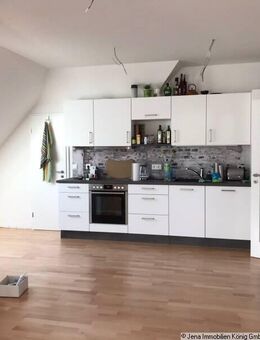 Dachgeschosswohnung mit Loggia - Nähe Uniklinikum - Jena