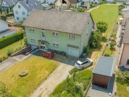Familiengerechtes Mehrfamilienhaus mit großem Grundstück in Hohberg: Viel Platz für Ihr neues Zuhause! - Hohberg
