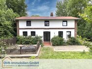Vielseitiges Haus mit Einliegerwohnung, Stall und Lagerhalle - Oederquart