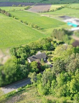 Großzügiges, modernisierungsbedürftiges Zweifamilienhaus mit viel Fläche zum fairen Preis - Joldelund