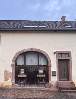 Zweifamilienhaus mit Potenzial: teils modernisiert - Blieskastel