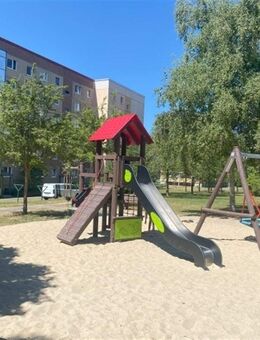 Machen Sie es sich gemütlich: Tolle 4-RW mit Balkon - Gera