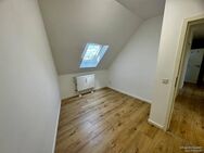 RIDA FLATS - Struktur. Ruhe. Qualität. Dachgeschosswohnung mit Charakter - Köln