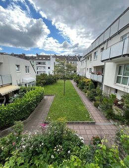 Charmante Stadtwohnung mit großem Balkon & grünem Innenhofblick in Düsseldorf - Düsseldorf