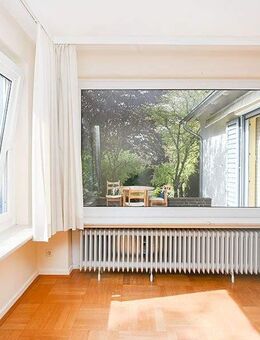 Familienfreundliches Einfamilienhaus mit noch zusätzlich bebaubarem Grundstück! - Celle