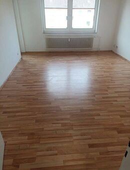 Charmante 2,5-Zimmer-Wohnung in Heide - 72m² im 3. OG mit viel Licht und Raum! - Heide