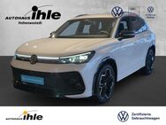 VW Tiguan, 1.5 TSI eHybrid R-Line Black Style, Jahr 2024 - Hohenwestedt