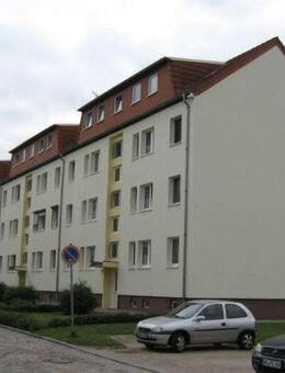 Ländlich gelegene 3-Zimmer-Wohnung mit Balkon am Ortsrand von Klieken - Coswig (Anhalt)