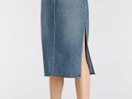 Levi's® Cordrock Side Slit Skirt