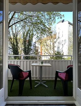 Ruhig zum großen Innenhof gelegene, lichtdurchflutete, moderne 1 Zimmer Wohnung mit Top Lage - Berlin