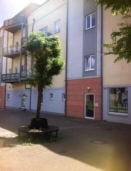 **renovierte 4 Zimmer Obergeschoss Wohnung in der Alten Wache/Lauenburg** - Lauenburg (Elbe)