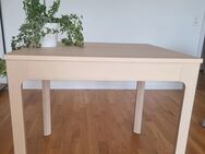 Kleiner heller Esstisch - ausziehbar - 80/120x70 - Winkel