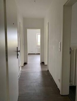 Helle 4-Zimmer-Wohnung in guter Lage in Soest - Soest