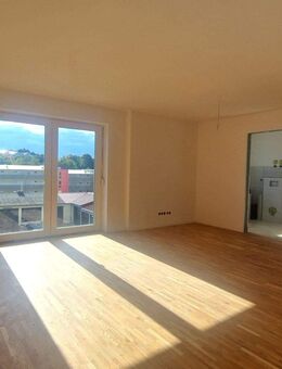 Exklusive Neubauwohnung mit Top-Energieeffizienz in Rottenburg a. d. Laaber - Rottenburg (Laaber)