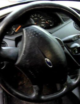 Ford Focus Kombi 1,4 silber Bj. 2000 Lenkstock Schalter Licht - Bocholt Zentrum