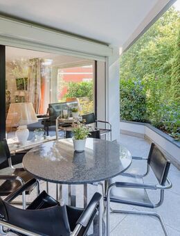 Modernisierte 3 Zi.- Wohnung mit zwei Balkonen & Tiefgarage in Hamburg-Marienthal - Hamburg