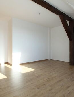 Renovierte 3 Raum Dachgeschosswohnung in der westlichen Innenstadt! - Görlitz