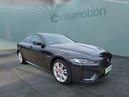 Jaguar XE, D200 AWD R-Dynamic Black, Jahr 2023 - München