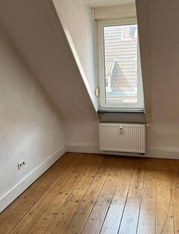 Gemütliches Zimmer in einer Wohngemeinschaft - Miete inkl. Nebenkosten und Strom - Bruchsal