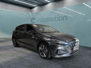 Hyundai i30, Connect & Go Automatik Sitz-&, Jahr 2024 - München