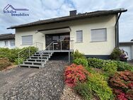 Top geschnittenes Einfamilienhaus mit Einliegerwohnung, ideal für Ihr Familienleben - Neuenrade