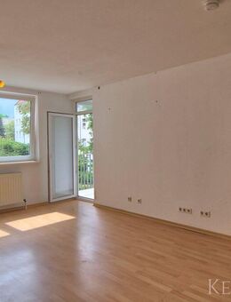 2-Zimmer-Wohnung mit Süd-/Südwest-Loggia und Stellplatz - Berlin