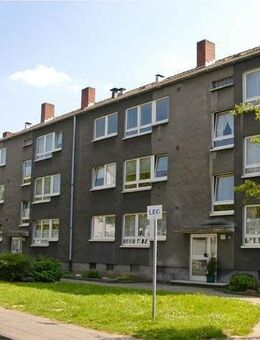 Frisch sanierte 2-Zimmer-Balkonwohnung in Duisburg Röttgersbach - Duisburg