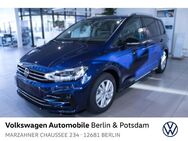 VW Touran, 1.5 l TSI Comfortline, Jahr 2022 - Berlin