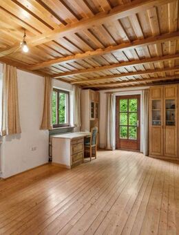 Wohnen am Waldrand - ein Refugium mit Charakter - Hohenburg