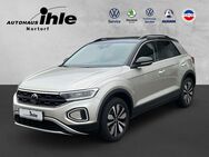 VW T-Roc, 2.0 TDI Life Move, Jahr 2023 - Nortorf (Landkreis Rendsburg-Eckernförde)