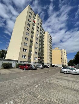 TOP VERMIETETE 2-ZIMMER-WOHNUNG MIT STELLPLATZ UND VIEL POTENZIAL IN GERMERSHEIM - Germersheim