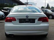 BMW 320 320d xDrive Coupe Edition Exclusive AUT,NAV,PANO - Berlin