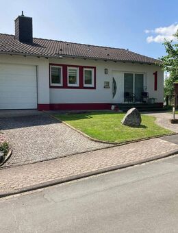 Einfamilienhaus in Brakel-Gehrden mit Garten und sonnigem Ausblick - Brakel