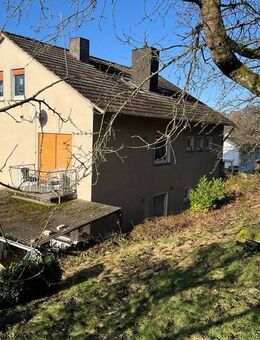 Zweifamilienhaus in ruhiger, zentraler Lage von Sontra mit Ausbaupotenzial! (MA-6317) - Sontra