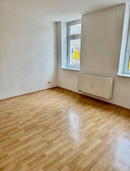 Sofort beziehbare 3-Raum Wohnung im EG in guter Lage von Hartha - Hartha
