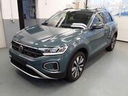 VW T-Roc, 1.5 TSI Move, Jahr 2023 - Meißen