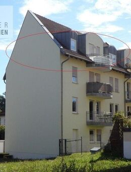 KAPITALANLAGE - Vermietete 3-R-DG-Wohnung mit Balkon, Tiefgaragenstellplatz im Haus, BJ 1994, ruhige Randlage - Werdau