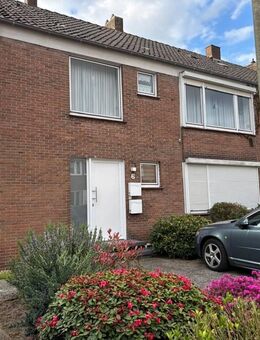 Attraktives Immobilienangebot: Vermietetes Reihenendhaus mit Gartenfläche in Nordhorn - Nordhorn