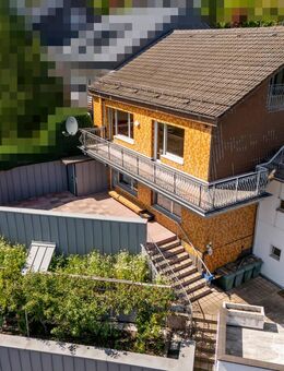 Overath-Immekeppel: Ein- oder Zweifamilienhaus mit 5 bis 8 Zimmern - Overath