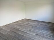 Renovierte Wohnung im ruhigen Haus mit neuem Bad, Einbauküche und eigenem Eingang! - Auetal