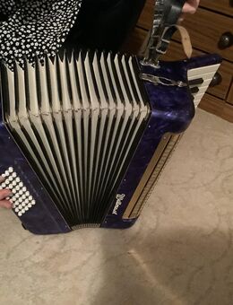 Akkordeon der Marke Weltmeister - Premnitz