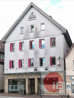 Provisionsfrei! Zentrales Wohn- und Geschäftshaus mit Wohnungen, Praxis und Ladenfläche - Welzheim