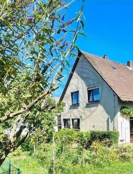 Hadamar: Freistehendes Einfamilienhaus mit Garage und herrlichem Garten - Hadamar