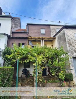 gemütliches Reihenmittelhaus in Heiligenwald mit schönem Garten - Schiffweiler