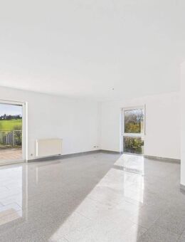 Großzügige 3-Zimmer-Mietwohnung mit Weitblick ins Grüne und Stellplatz! - Illingen (Saarland)