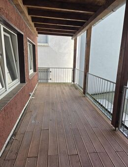 Erstbezug nach Sanierung - 3,5 RW im Zentrum mit großem Balkon - Eisenach