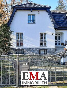 Wohnen mit Stil: Architektenvilla mit Tiefgarage und unvergleichlichem Charme! - Falkensee