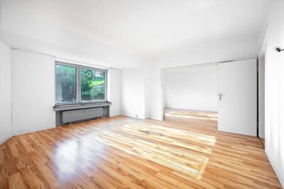 Aachen Lousberg/Salvatorberg: Bezugsfreie 4-Zi.-Whg. mit eigenem Garten und Garage in TOP-Lage!