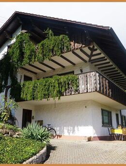 TOP-Gelegenheit: Großzügiges 2-Familien-Wohnhaus in begehrter Wohnlage von Steinach ! - Steinach (Baden-Württemberg)