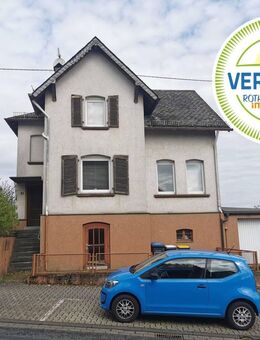 VERKAUFT!!!Ansprechendes Wohnhaus mit ebenem Grundstück in attraktiver Lage von Siegen-Geisweid - Siegen (Universitätsstadt)